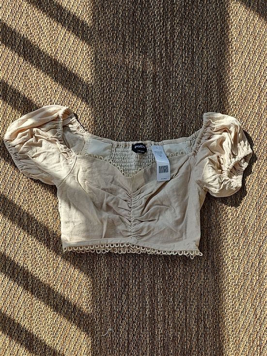 bebe Tops - bebe Cream Puff-Sleeve Ruched Cropped Top